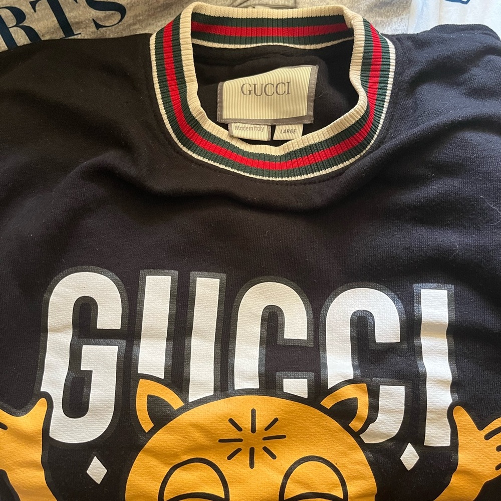 Gucci Black Sweatshirt with Graphic Design